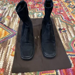 🎉🌺 Authentic Black Suede Pull-on Boots
