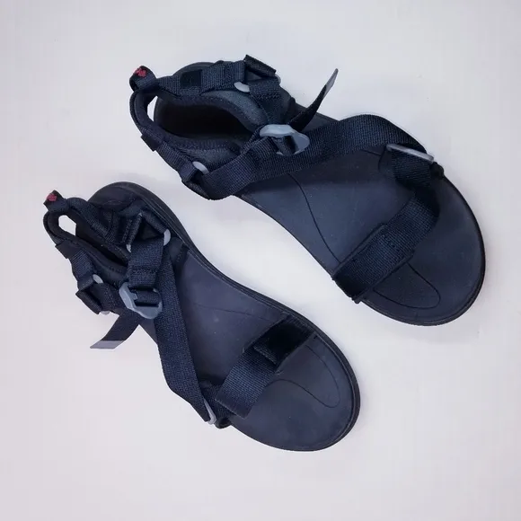 🌸 Columbia | Mens Strap Sandals size 11, Black