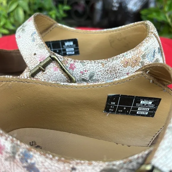 🌸 Dr. Martens 12295 Vintage Floral Crackle Single Strap Mary Jane Loafers
