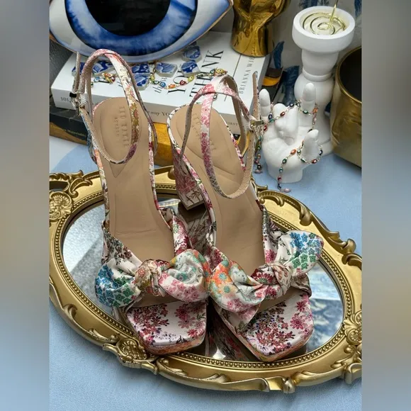 🆕 TED BAKER 🧿 NWOT MADDY Satin Floral Printed Platform Bow Sandals, Sz 6