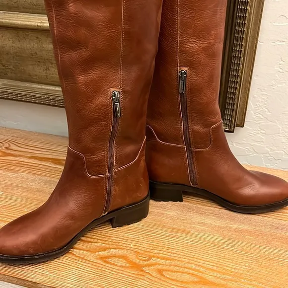 🆕 VINCE CAMUTO Jorshie Tall Over The Knee Brown/Cognac Leather Boots - Size 6.5