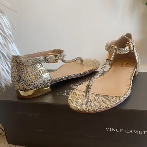 🪞 Vince Cumato gold textured leather sandals 6
