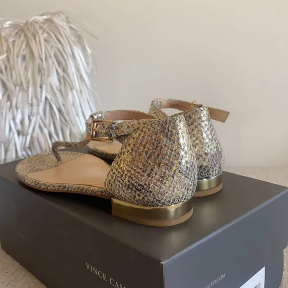 🪞 Vince Cumato gold textured leather sandals 6