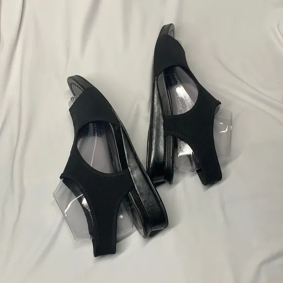 🔥1/2 of Summer Sale!🔥 STUART WEITZMAN Giver Demi Stretch Sandals
