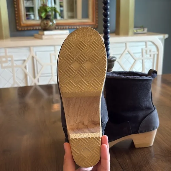 2019 No. 6 store pull on shearling clog boot mid heel navy suede size 39 clean!!
