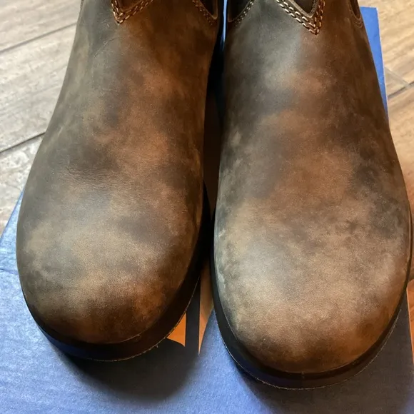 #2056 Blundstone All-Terrain Elastic Sided Boot / NIB