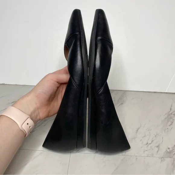27 Edit Karla D’orsay Black Leather Flat 8 1/2 W