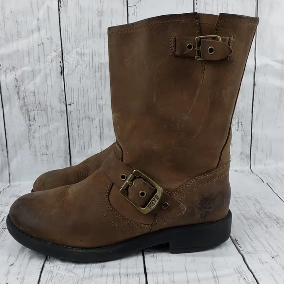 327suo  FRYE 97502 Engineer Pull On boots
