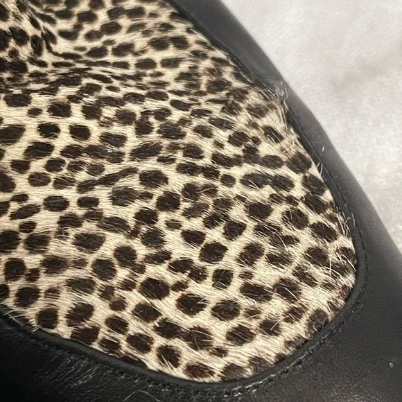90s Cheetah Print Cowhide Black Leather Loafers from Italy 9.5