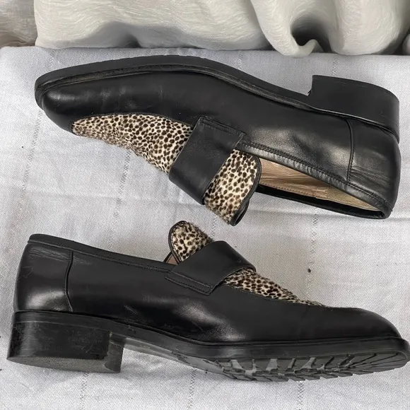 90s Cheetah Print Cowhide Black Leather Loafers from Italy 9.5