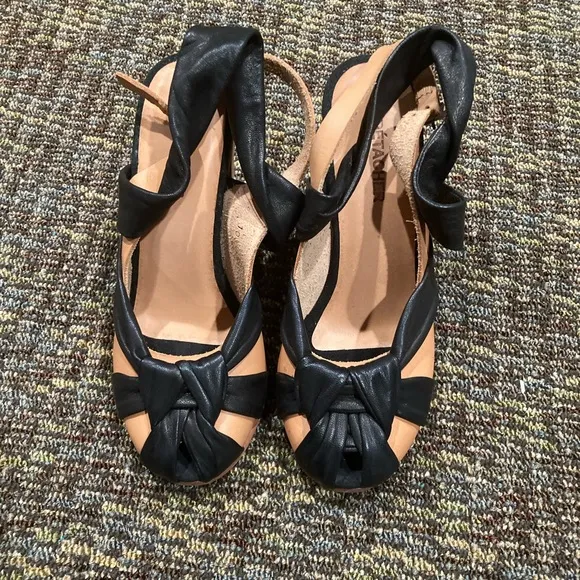 A Détacher  Leather Pumps Sandals