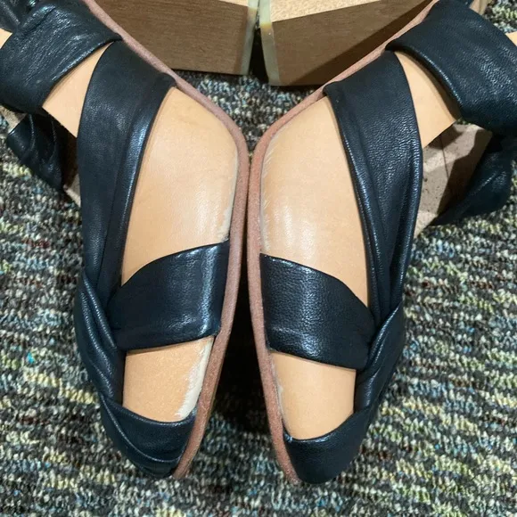 A Détacher  Leather Pumps Sandals