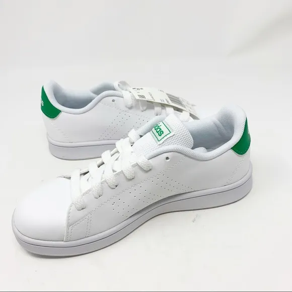 Adidas Advantage Sneakers