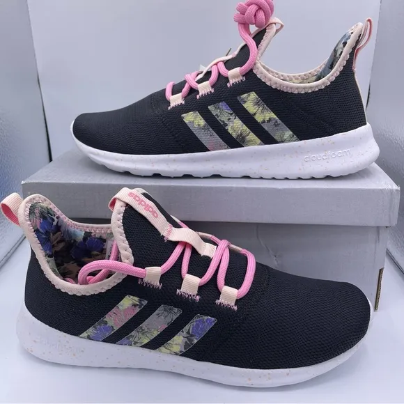 ADIDAS cloudfoam pure 2.0K running kids sneakers Size 6