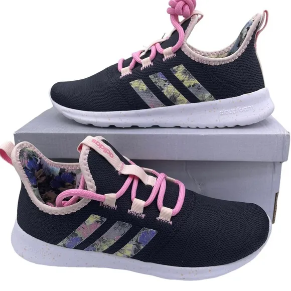 ADIDAS cloudfoam pure 2.0K running kids sneakers Size 6