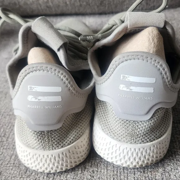 Adidas Gray Sneakers with Cushioned Sole and Knit Upper