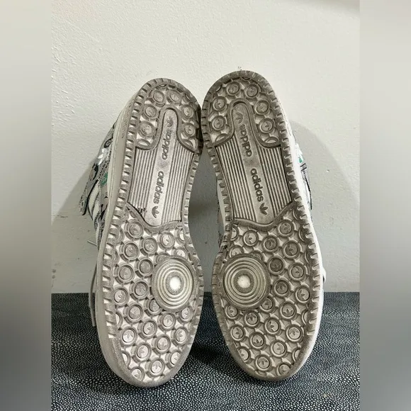 ADIDAS JEREMY SCOTT White and Gray Artistic Sneakers