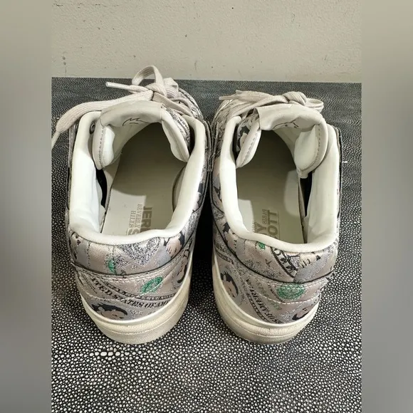 ADIDAS JEREMY SCOTT White and Gray Artistic Sneakers