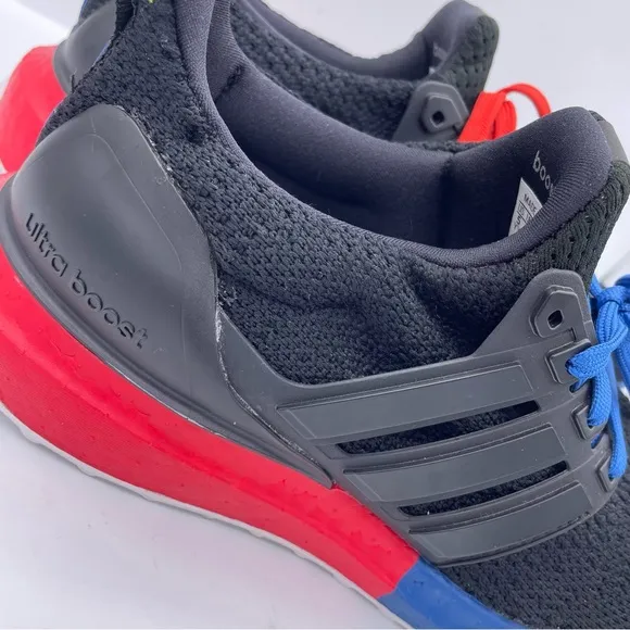 ADIDAS kids ultraboost DNA colorblock running sneakers Size 5