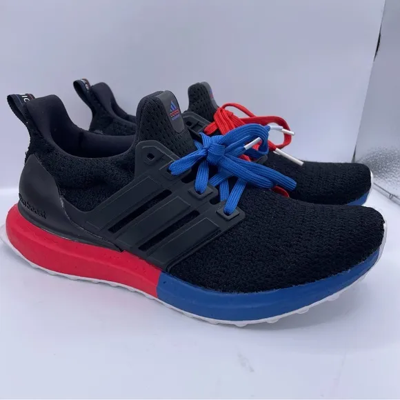 ADIDAS kids ultraboost DNA colorblock running sneakers Size 5