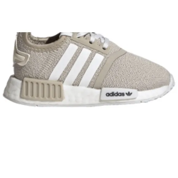 Adidas size 7 1/2 kids sneakers