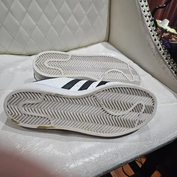 Adidas Superstar White &amp; Black Sneakers Size 7.5 Ortholite Sole
