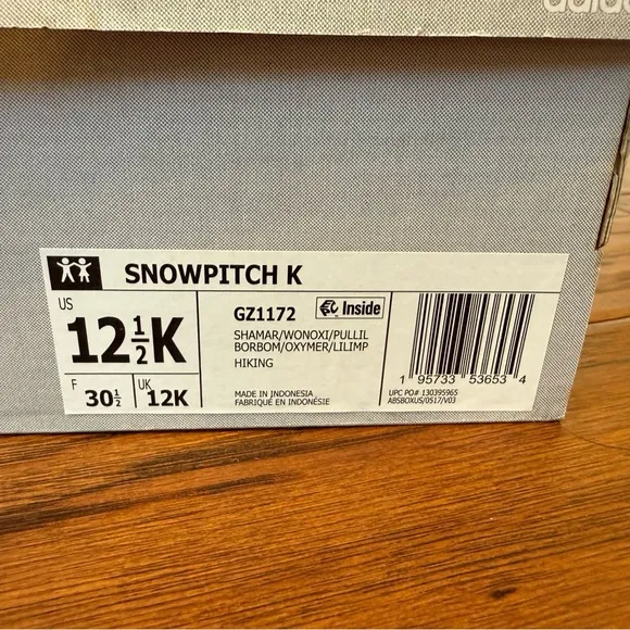 Adidas Unisex-Child Terrex Climawarm Snowpitch. US size 12.5.