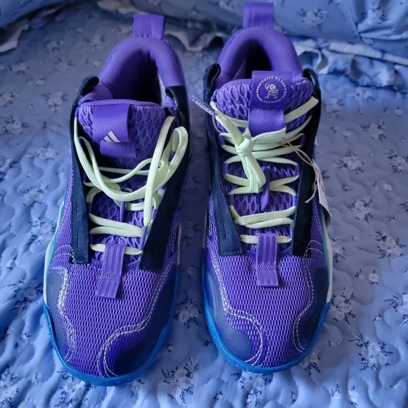 Adidas Women's Exhibit B Mid Basketball Shoe