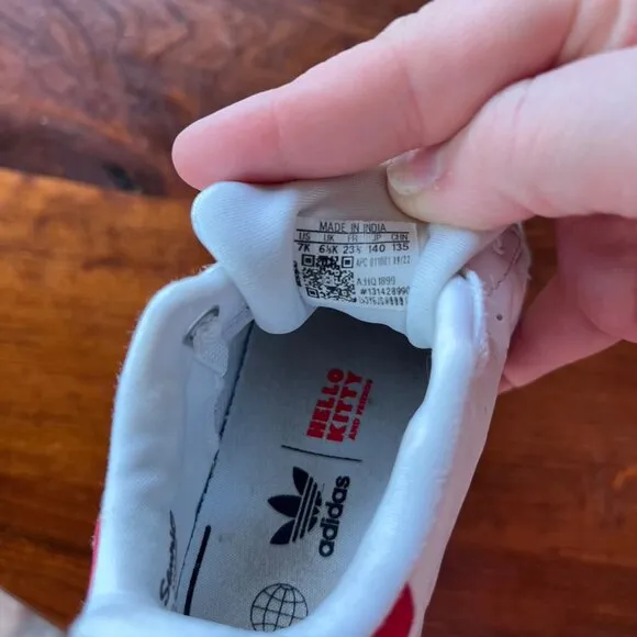 Adidas X Hello Kitty Toddler Stan Smith Sneakers- Size 7