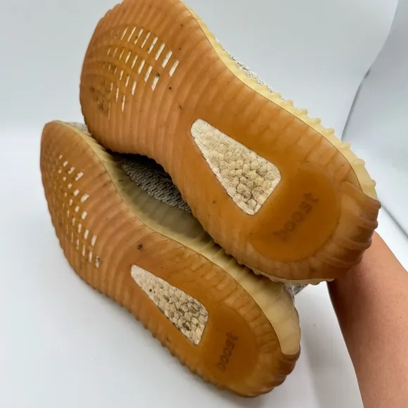 Adidas YEESY boost 350 V2 Beige Sneakers men’s 10.5