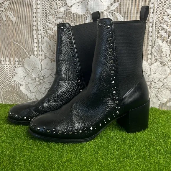 Adrianna Papell Bennet Black Leather Gun Metal Mobwife Studded Steam Punk Boots