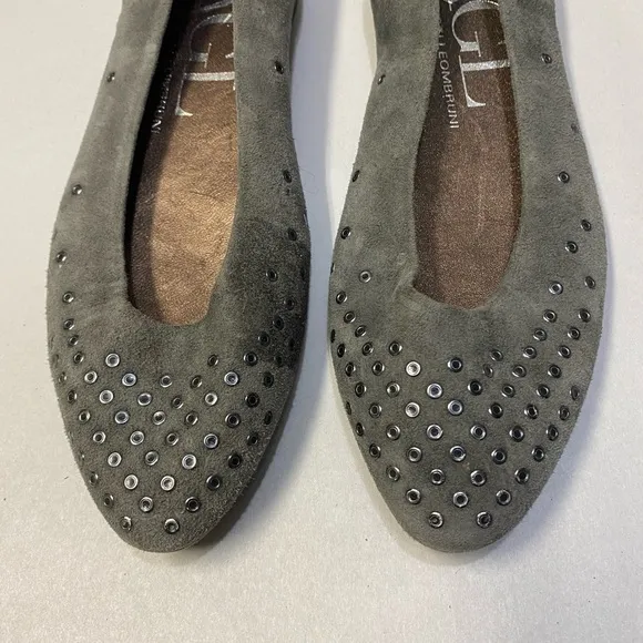 AGL Attilio Giusti Leombruni Flats US Size 5 Suede Leather Grommet Mist Grey NWT