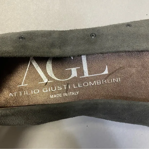 AGL Attilio Giusti Leombruni Flats US Size 5 Suede Leather Grommet Mist Grey NWT