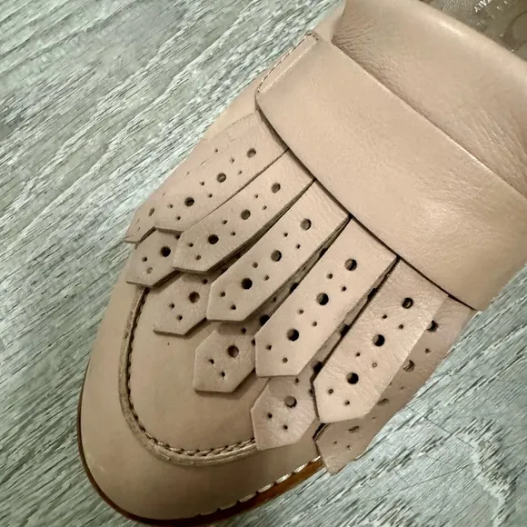 AGL flats