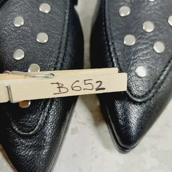 AGL Ines Studded Black Women's Leather Pointed Toe Loafers B652