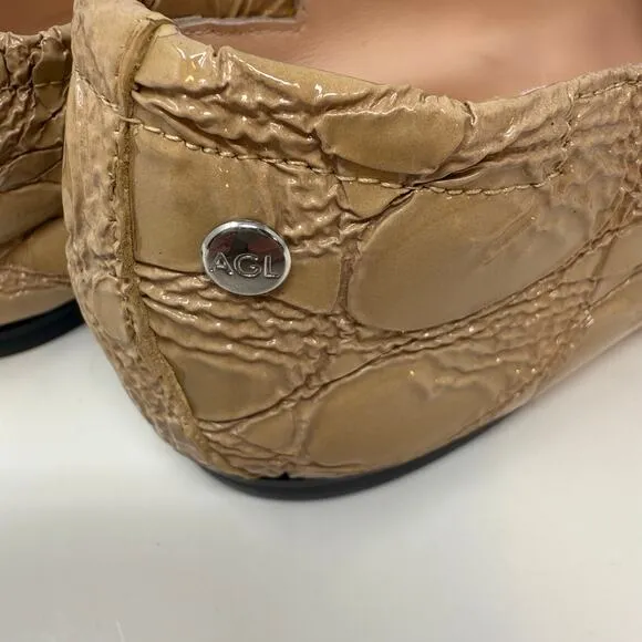 AGL Moccasins Women's 10.5 (40.5) Beige Softy Moc Calfskin Leather Flats NWOT
