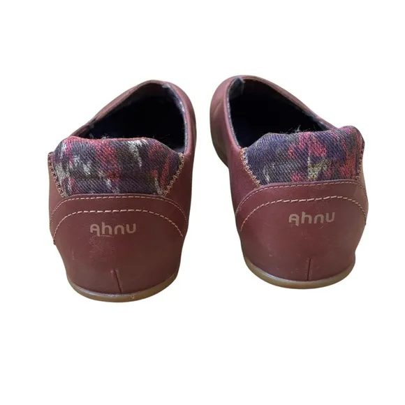 Ahnu Tola Leather Slip On Shoes Flats Casual Walking Burgundy Women’s Size 10