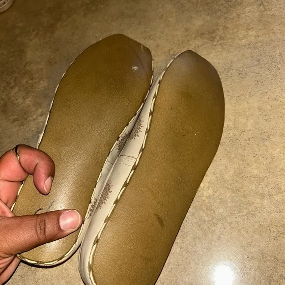 Aintap handmade Turkish flats - cream/brown laser printed leather