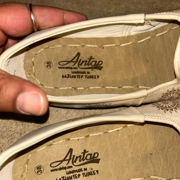 Aintap handmade Turkish flats - cream/brown laser printed leather