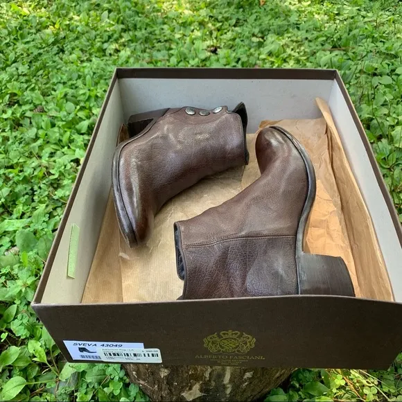 Alberto Fasciani Sveva button leather ankle boots