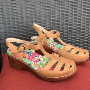 Alegria Closed Toe‎ Sandals