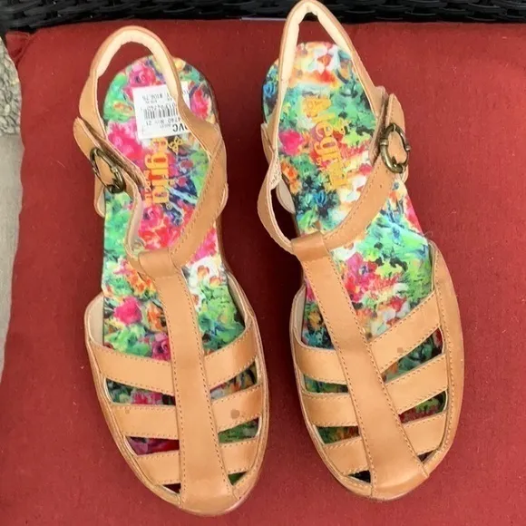 Alegria Closed Toe‎ Sandals