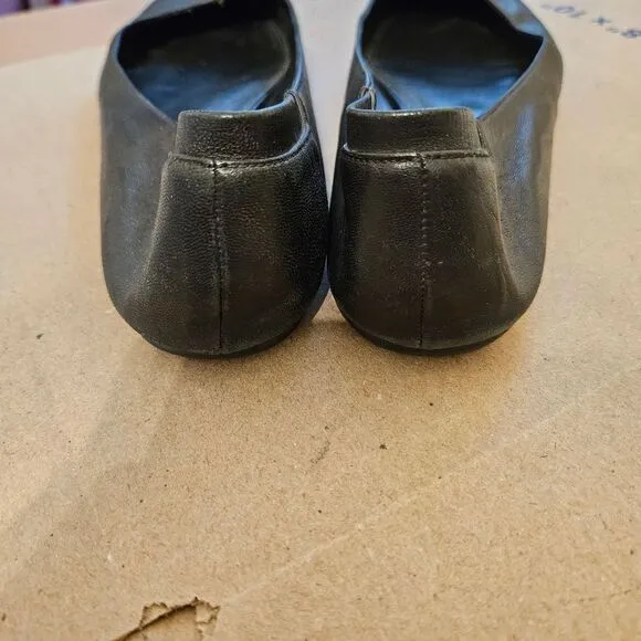 Alexander Mcqueen Black Leather Skull Flats Women's Size 38 Sequins Slip on Shoe
