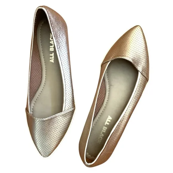 ALL BLACK Footwear Gold Shimmer Leather Pointed Toe Loafers Size 6.5 NEW