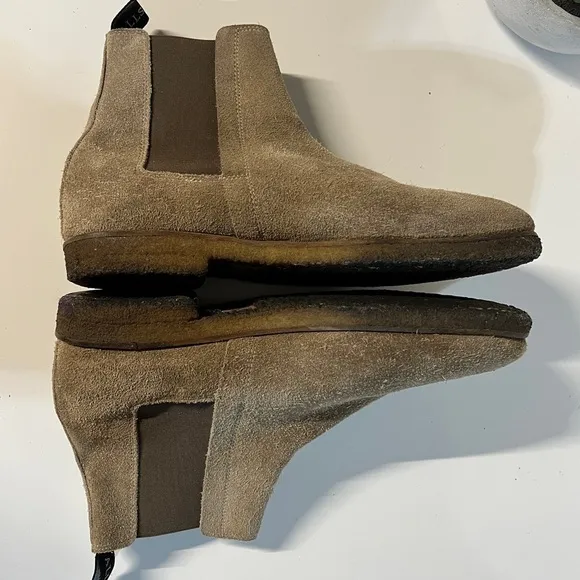 ALL SAINTS Tan suede pull‎ on ankle boots size 42.