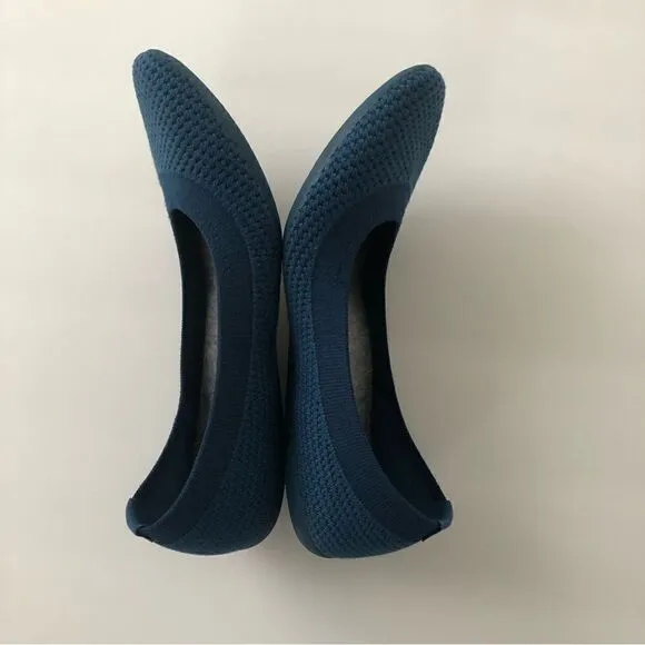 Allbirds blue Tree Breezers in woman’s size 5 slip on flexible flats wool