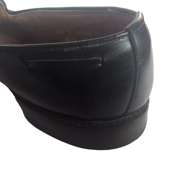 Allen Edmonds 11.5 B Handcrafted Grayson Black Tassel Loafers Office Business