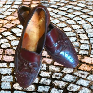 Allen Edmonds Manchester leather slip on tassel cordovan wing tip loafers Sz 9.5