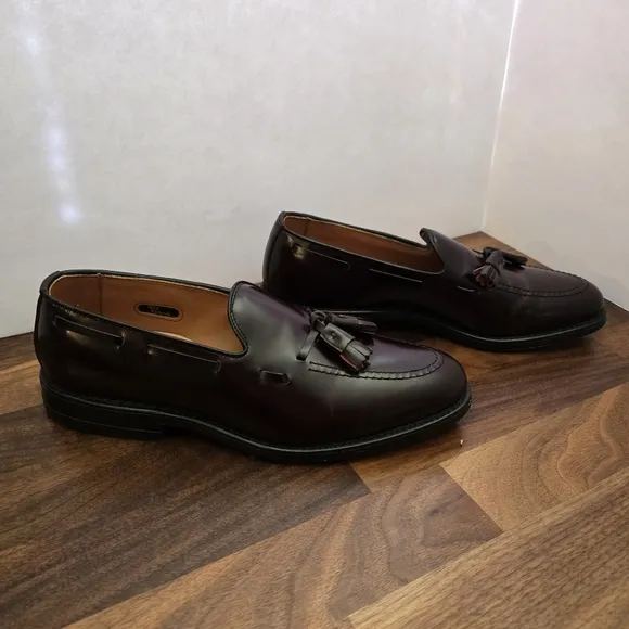 Allen Edmonds Men's 7 B / Women's 8.5 B Grayson Tassel Burgundy Cordovan Loafers