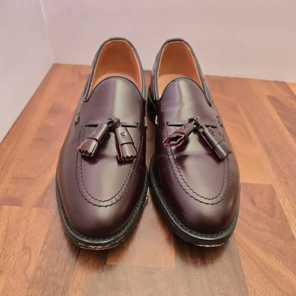 Allen Edmonds Men's 7 B / Women's 8.5 B Grayson Tassel Burgundy Cordovan Loafers